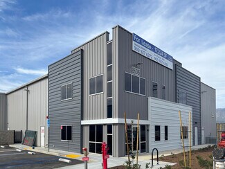 Plus de détails pour 8606 Sultana Ave, Fontana, CA - Industriel/Logistique à louer