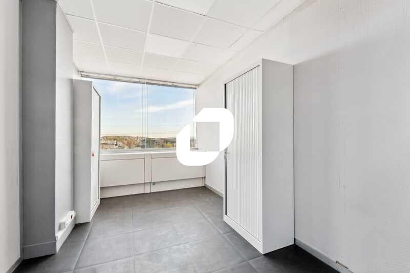 Bureau dans Cergy à vendre - Photo intérieure – Image 2 sur 14