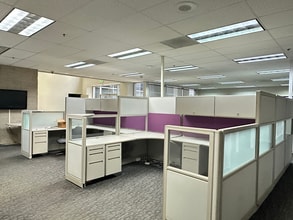 1166 W Garvey Ave, Monterey Park, CA à louer Photo intérieure– Image 1 sur 4