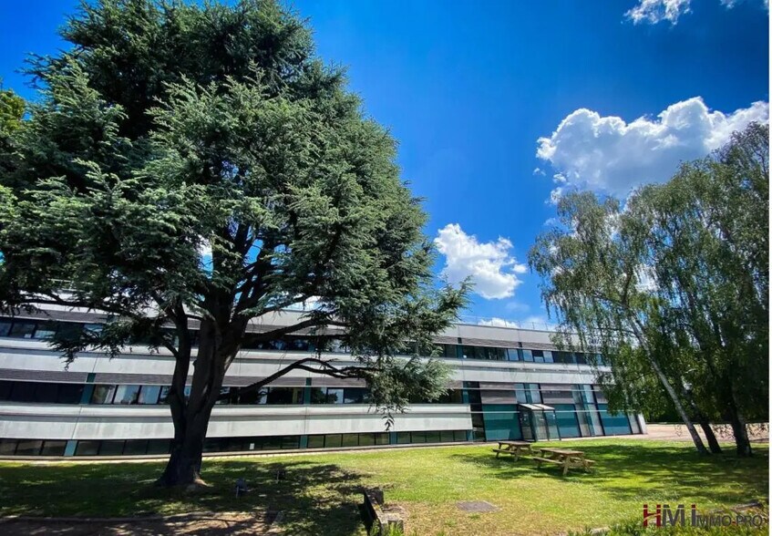 25 Boulevard Industriel, Sotteville-lès-Rouen à louer - Photo de l’immeuble – Image 3 sur 12