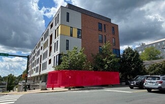Plus de détails pour 1000 W Main St, Charlottesville, VA - Local commercial à louer