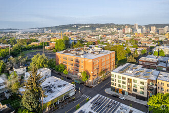 1300 SE Stark St, Portland, OR - VUE AÉRIENNE  vue de carte