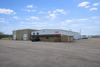 Plus de détails pour 24592 Highway 105, Lake Mills, IA - Industriel/Logistique à vendre