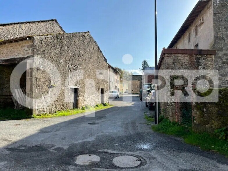 Industriel/Logistique dans Bessines-sur-Gartempe à louer - Photo de l’immeuble – Image 3 sur 6