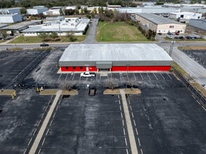 3670 N L St, Pensacola, FL à vendre Photo de l’immeuble– Image 2 sur 7