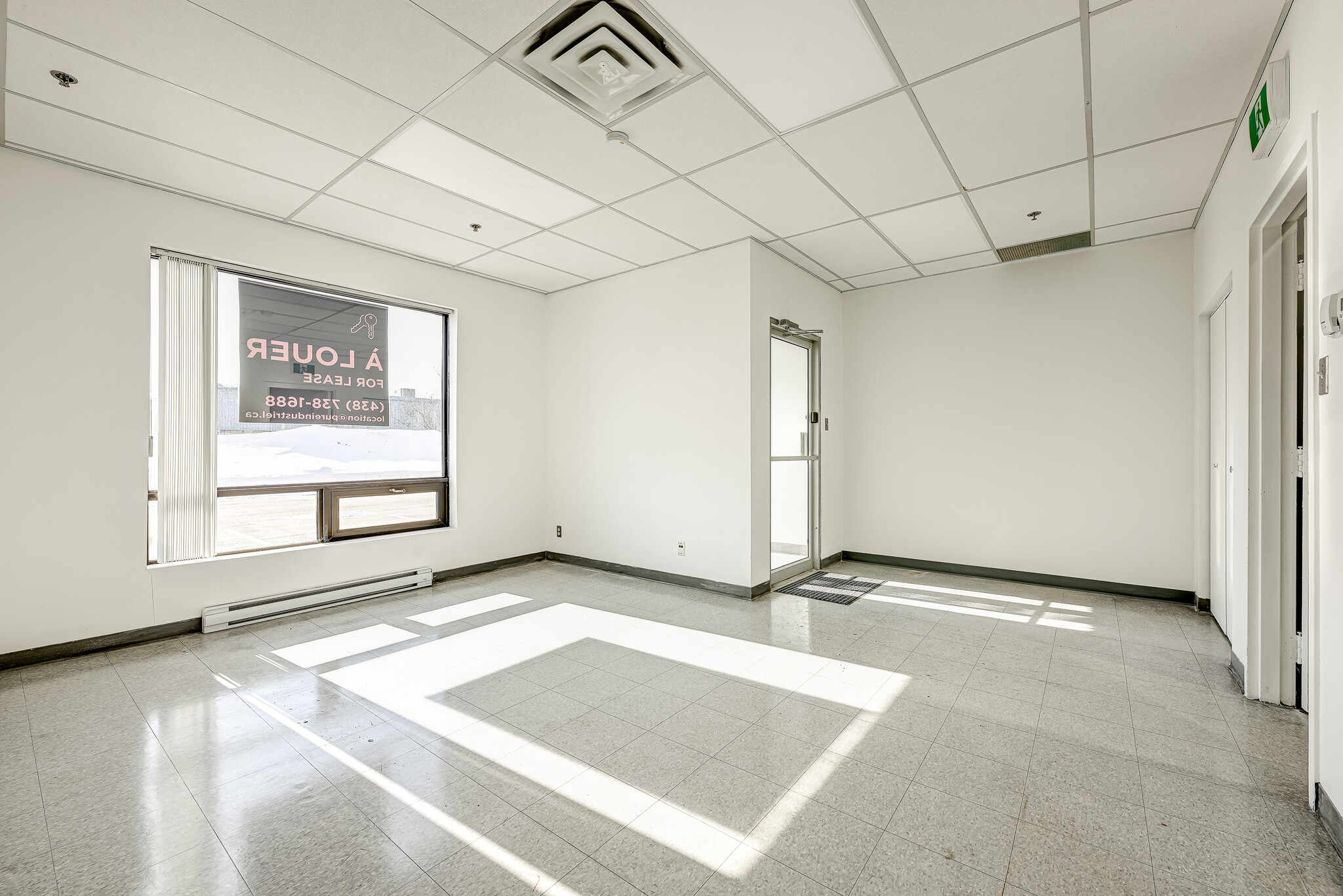 625-651 Rue McCaffrey, Montréal, QC à louer Photo intérieure– Image 1 sur 9