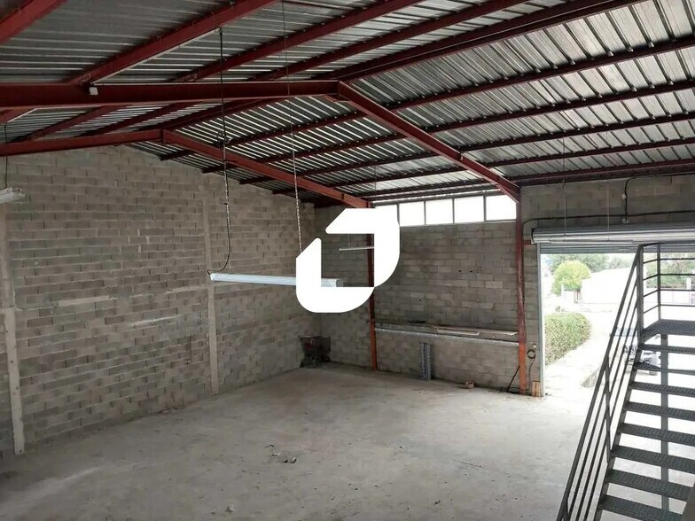 Local d’activités dans Vendargues à louer - Photo de l’immeuble – Image 3 sur 7