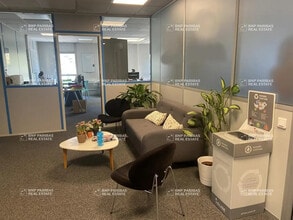 Bureau dans Meylan à louer Photo de l’immeuble– Image 2 sur 11