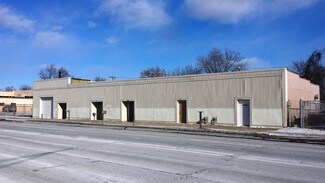 Plus de détails pour 21950-21956 Schoenherr Rd, Warren, MI - Industriel/Logistique à louer
