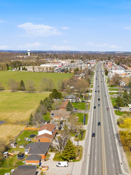 230-232 Young St, Alliston, ON à vendre - Photo de l’immeuble – Image 1 sur 8