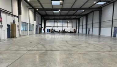 Local d’activités dans La Courneuve à louer Photo intérieure– Image 1 sur 6