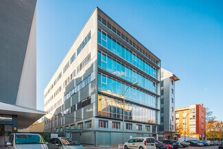 Plus de détails pour Calle Miguel Yuste, 6-8, Madrid - Bureau à louer