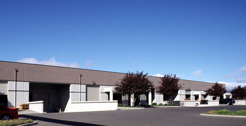 2350 S Watney Way, Fairfield, CA à louer - Autre – Image 2 sur 11