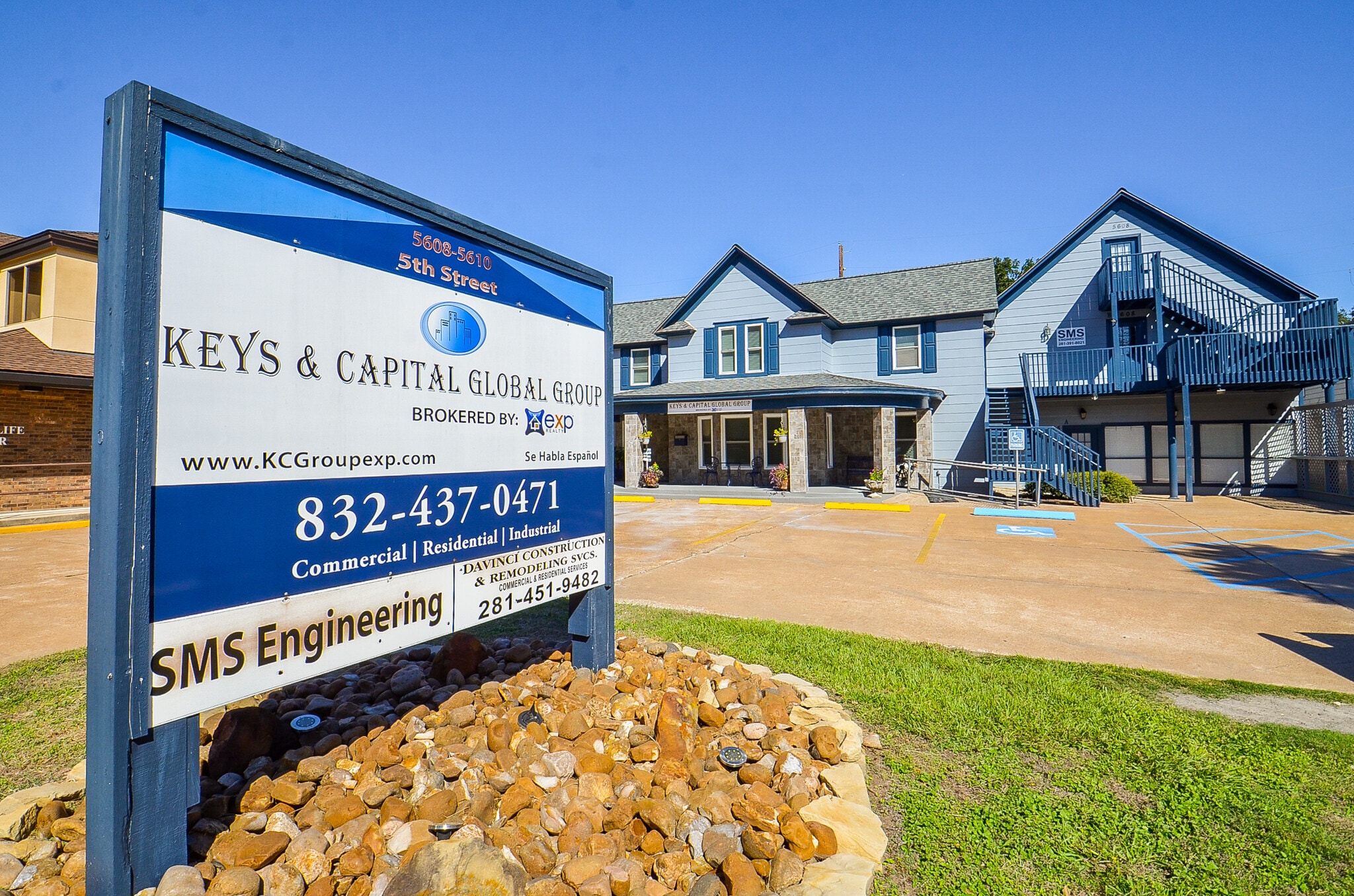 5608 5th St, Katy, TX à louer Photo de l’immeuble– Image 1 sur 11