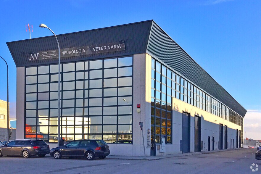 Industriel/Logistique dans Getafe, Madrid à vendre - Photo de l’immeuble – Image 2 sur 3