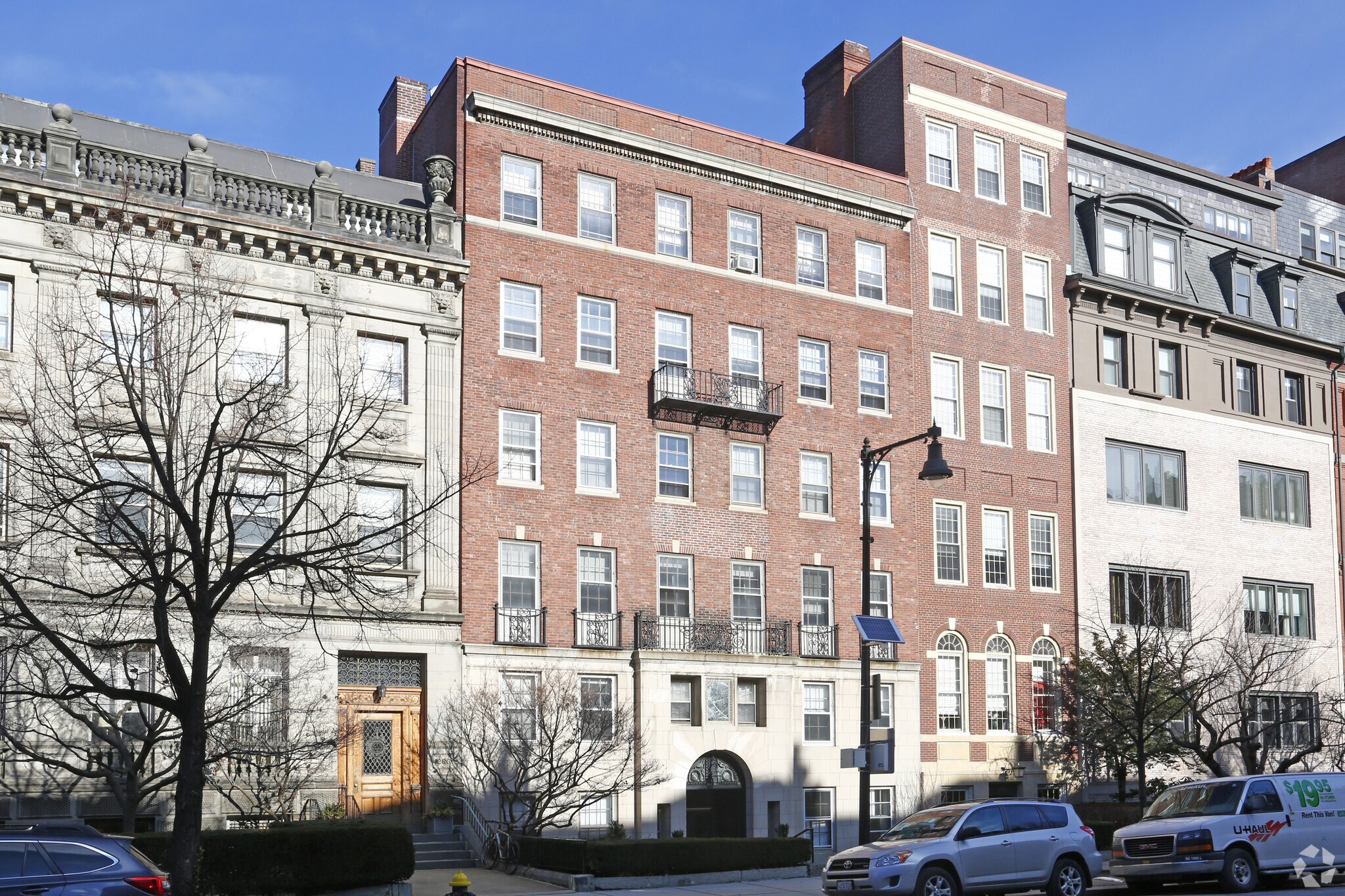 264 Beacon St, Boston, MA à louer Photo principale– Image 1 sur 4