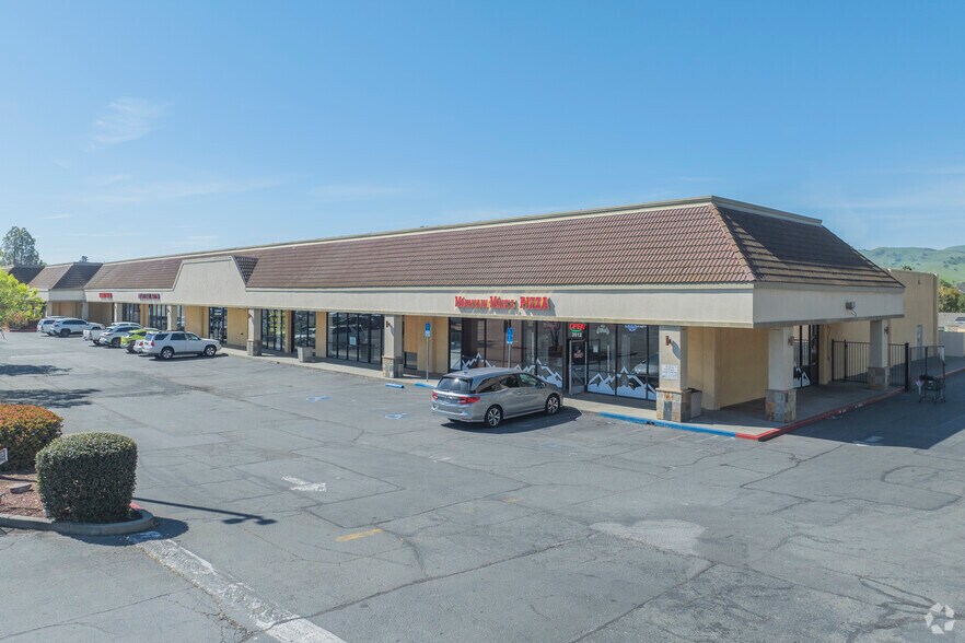 3600-3714 Lone Tree Way, Antioch, CA à vendre - Photo principale – Image 1 sur 19