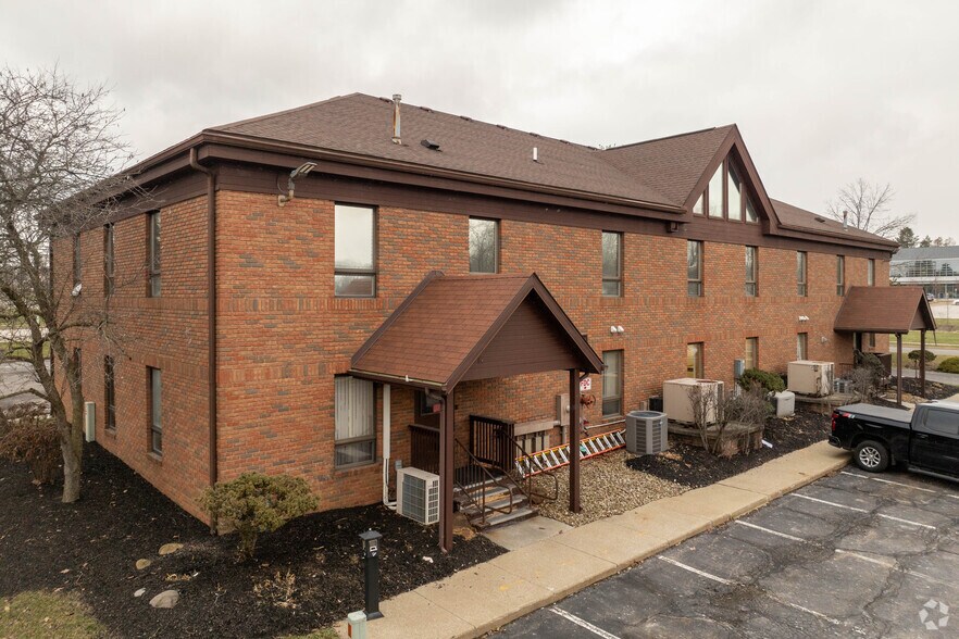 3747-3781 Fishcreek Rd, Stow, OH à vendre - Photo de l’immeuble – Image 3 sur 5
