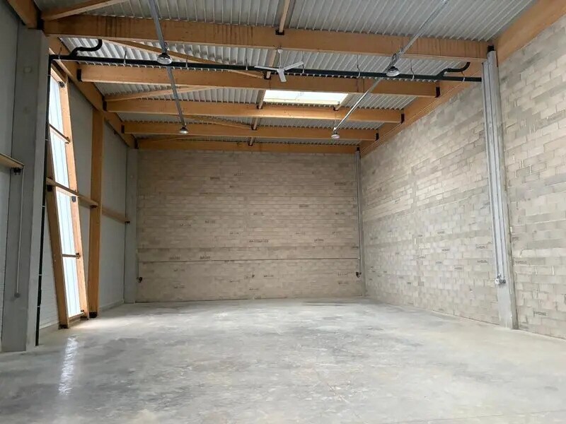 Local d’activités dans Lognes à louer Photo intérieure– Image 1 sur 9