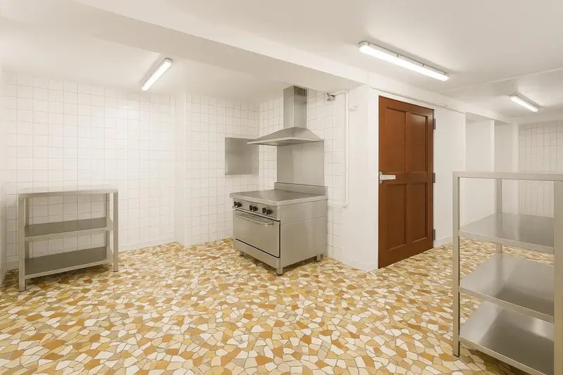 Local commercial dans Paris à louer - Photo de l’immeuble – Image 2 sur 4