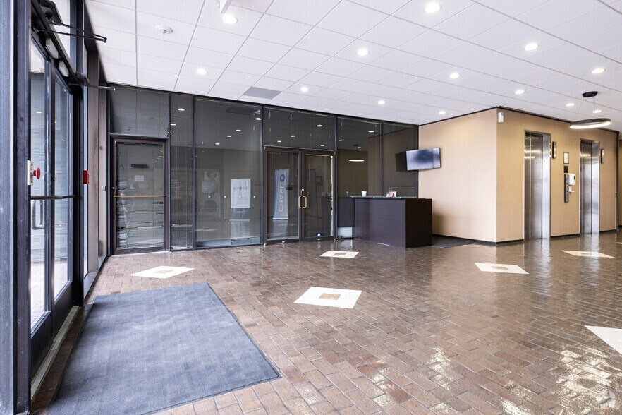 8799 North Loop East, Houston, TX à louer - Hall d’entrée – Image 3 sur 6