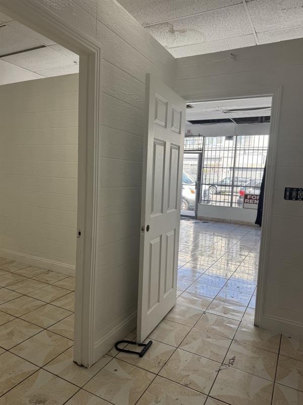 1820-1834 James M Wood Blvd, Los Angeles, CA à louer Photo intérieure– Image 1 sur 7