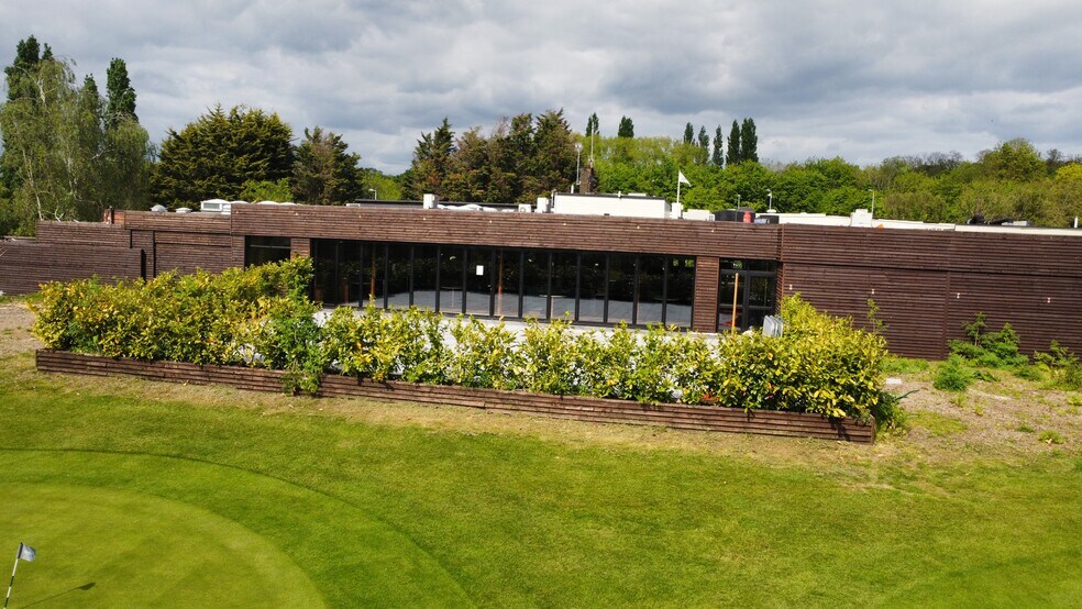 Epping Ln, Romford à louer - Photo de l’immeuble – Image 3 sur 11