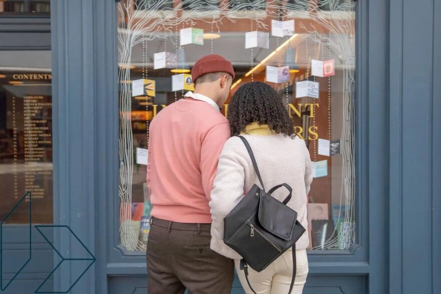 Local d’activités dans Vannes à louer - Photo de l’immeuble – Image 1 sur 4