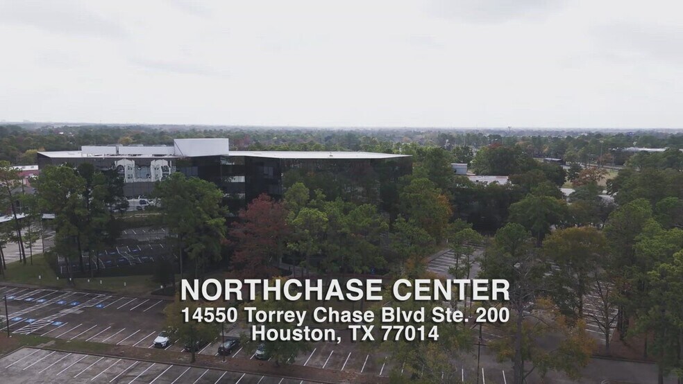 14550 Torrey Chase Blvd, Houston, TX à louer - Vidéo sur l’annonce professionnelle – Image 2 sur 21