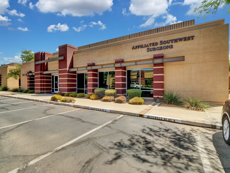 20033 N 19th Ave, Phoenix, AZ à vendre - Photo de l’immeuble – Image 1 sur 17