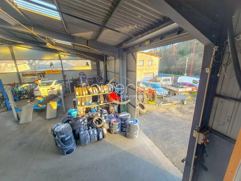 Industriel/Logistique dans Champeix à vendre - Photo de l’immeuble – Image 3 sur 7