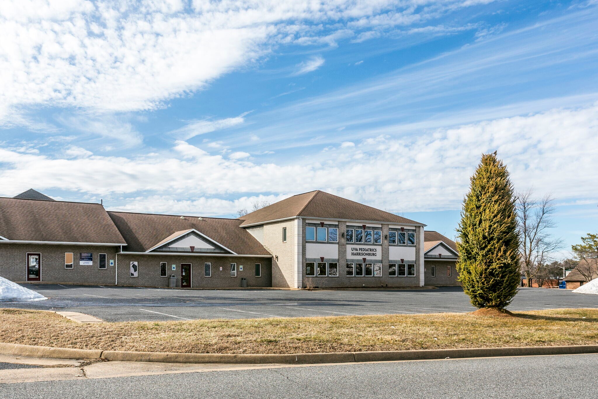 1947 Medical Ave, Harrisonburg, VA à louer Photo principale– Image 1 sur 56