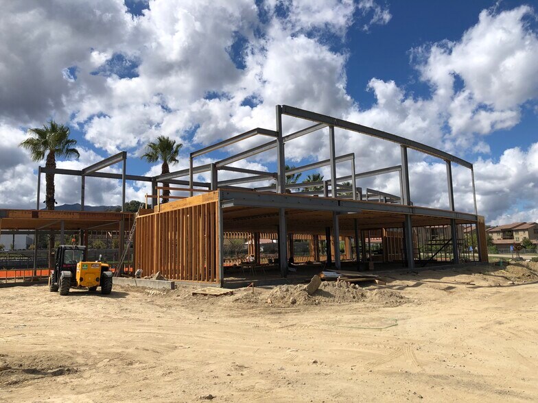 2794 Pronio Cir, Corona, CA à louer - Photo de la construction – Image 2 sur 10