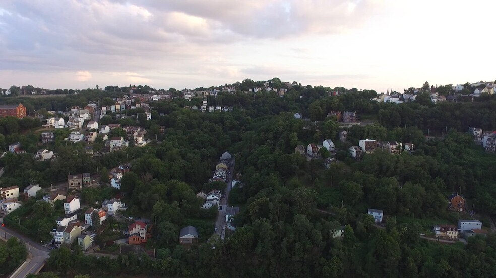 10 Ingress Way, Pittsburgh, PA à vendre - Vidéo sur l’annonce professionnelle – Image 2 sur 12