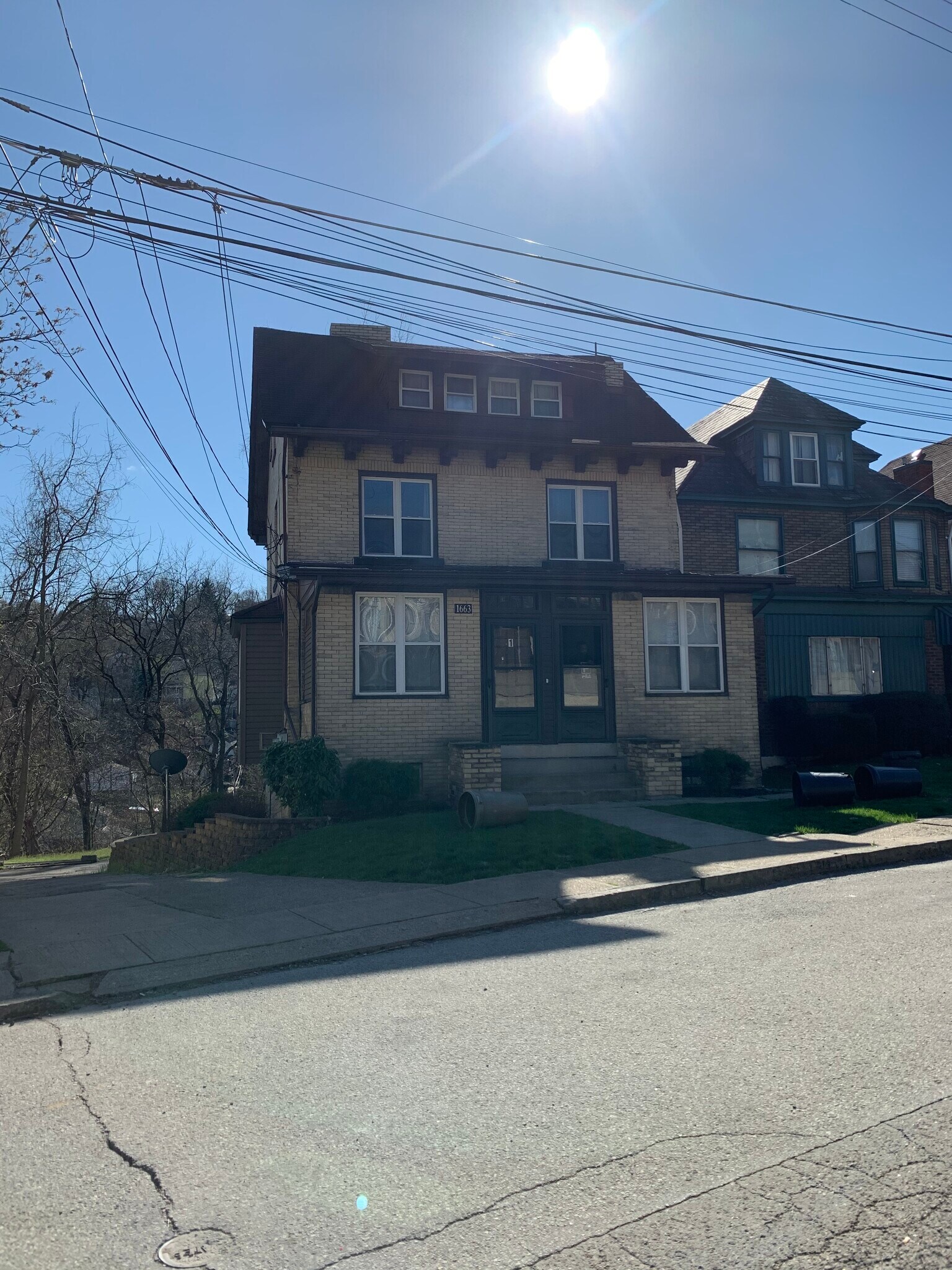 1663 Suburban Ave, Pittsburgh, PA à vendre Photo principale– Image 1 sur 29