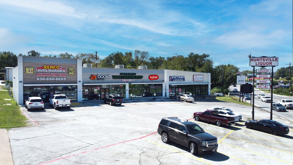 1601-1607 11th St, Huntsville, TX à vendre - Photo de l’immeuble – Image 1 sur 3