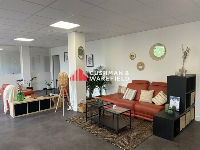 Plus de détails pour 61 Rue Pierre Cazeneuve, Toulouse - Bureau à louer