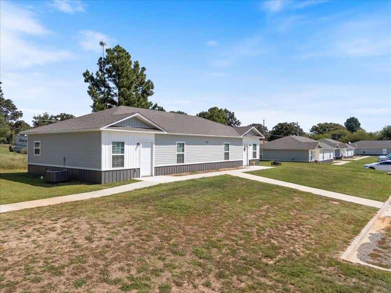 19070 191st Ave, Spiro, OK à vendre - Photo de l’immeuble – Image 2 sur 14