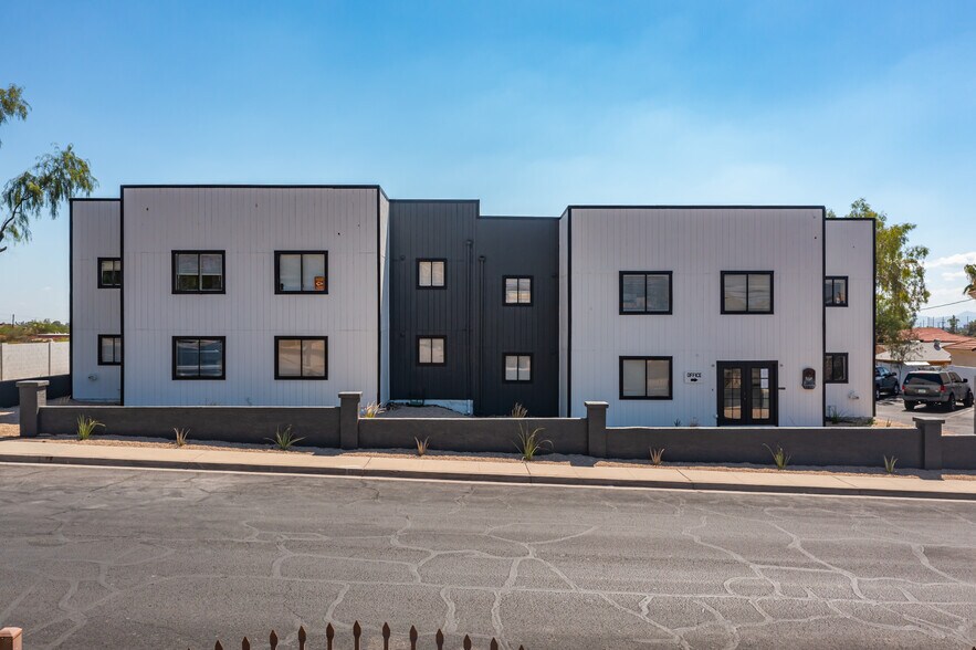 1735 W Cortez St, Phoenix, AZ à vendre - Photo de l’immeuble – Image 3 sur 19