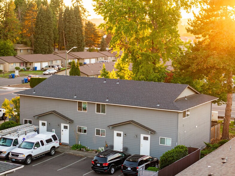 1001-1009 Ring St NE, Keizer, OR à vendre - Photo de l’immeuble – Image 2 sur 10