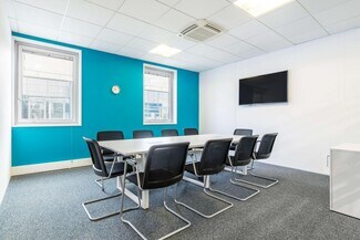 Plus de détails pour 4-6 Rue Des Chauffours, Cergy - Coworking à louer