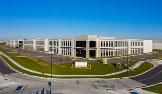 Plus de détails pour 10500-10680 Fountains Dr, Maple Grove, MN - Industriel/Logistique à louer