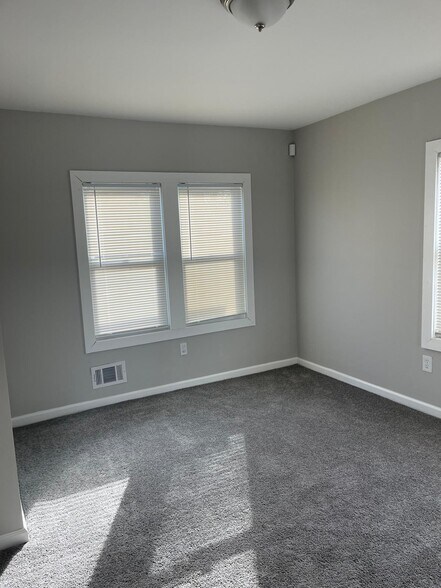 8443 Chalfonte St, Detroit, MI à vendre - Photo de l’immeuble – Image 3 sur 20