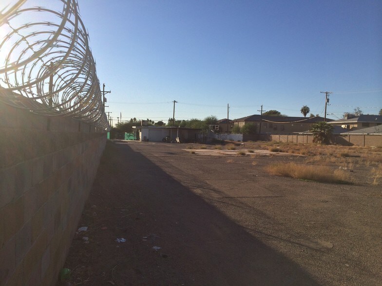 3726 E Thomas Rd, Phoenix, AZ à vendre - Photo de l’immeuble – Image 2 sur 35