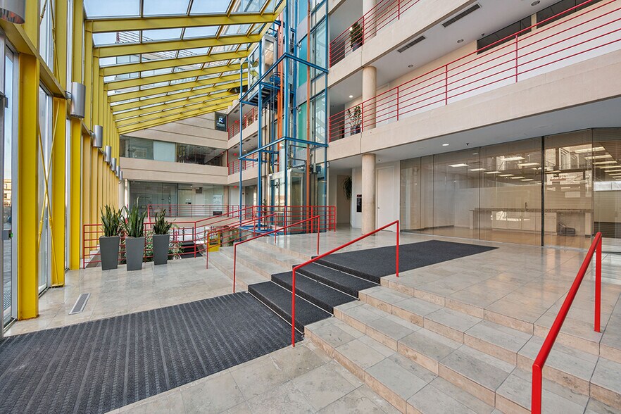 1770 First St, Highland Park, IL à louer - Photo intérieure – Image 2 sur 10