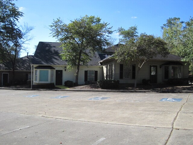550 Fairburn Rd SW, Atlanta, GA à louer Photo de l’immeuble– Image 1 sur 2