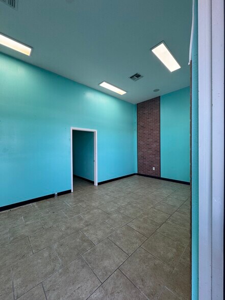 9929 S Padre Island Dr, Corpus Christi, TX à louer - Photo de l’immeuble – Image 2 sur 10