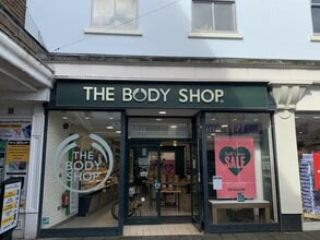 High St, Salisbury à louer Photo de l’immeuble– Image 1 sur 1