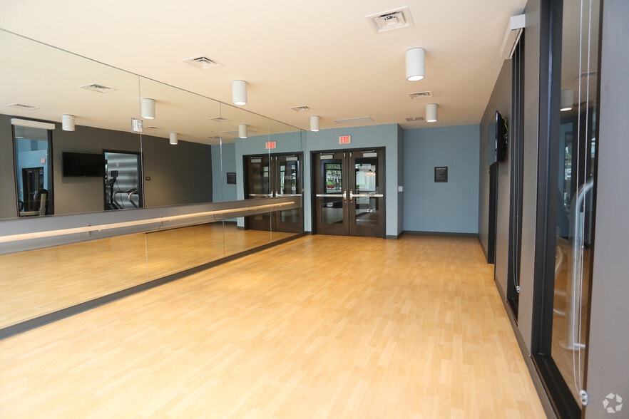 1801 Chapman Ave, Rockville, MD à louer - Photo intérieure – Image 2 sur 72