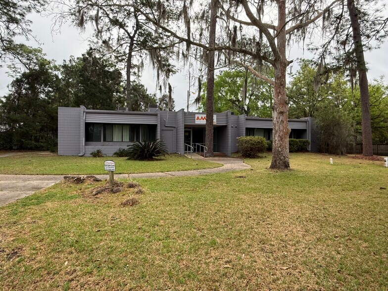 6815 SW Archer Rd, Gainesville, FL à louer - Photo de l’immeuble – Image 1 sur 17